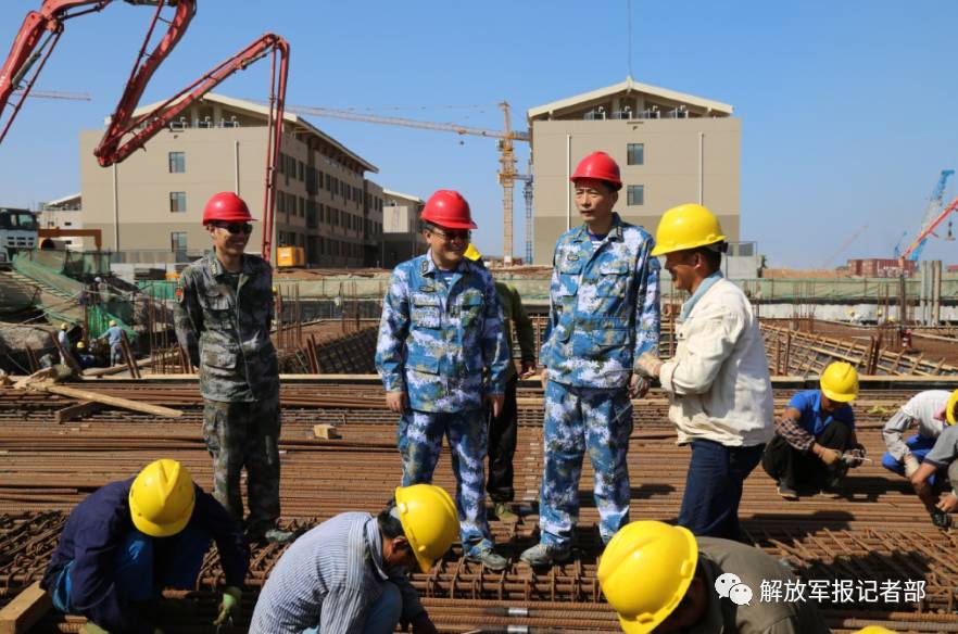 中国首个驻外保障基地正式投入使用 首批部队