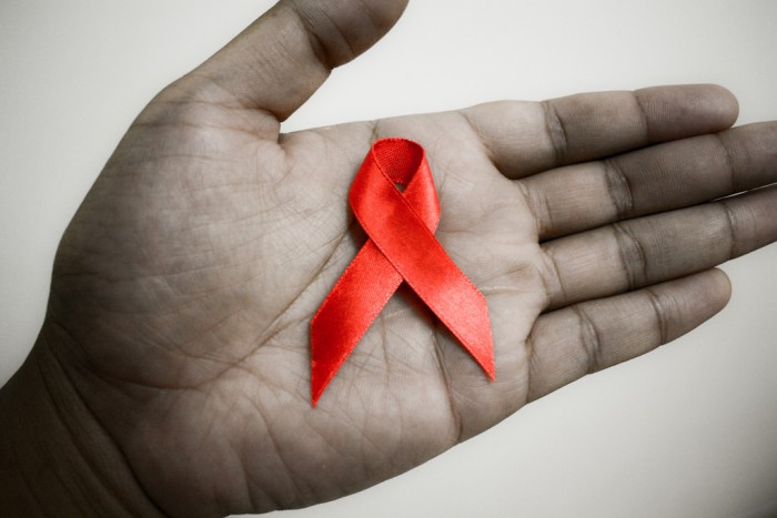 南非艾滋病感染人数首破700万大关 感染率达1