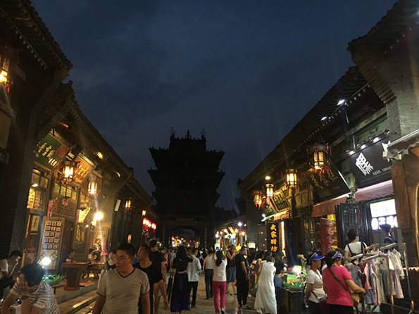 山西平遥联手导演贾樟柯:举办国际影展,瞄准电