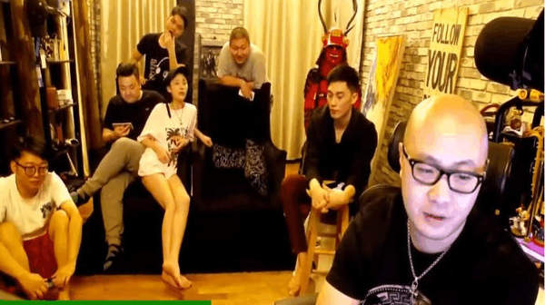 熊猫TV主播刘杀鸡多项数据力压PDD 成新的熊