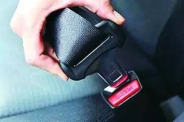 再敢超速超载、酒驾毒驾、不系安全带的…最高