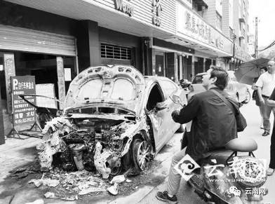 早fun|城会玩!高速堵车堵得心慌慌 年轻男女K