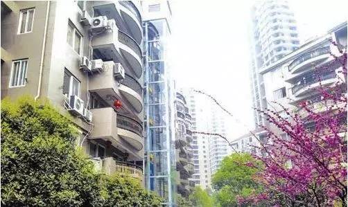 四层以上住宅可加装电梯,以后能再多睡5分钟了