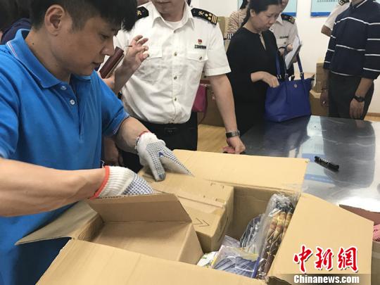 实探跨境邮包进境流程 灰色海淘如何显形?|海