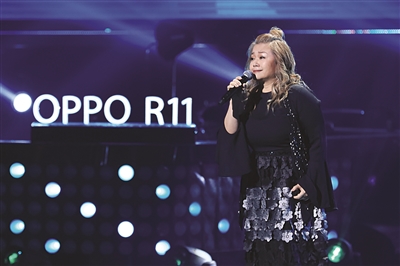 《漂洋过海来看你》原唱现身新歌声