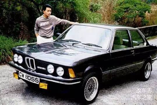 为什么到家门口了却还呆在车里?我只想有自己的一点空间和时间!