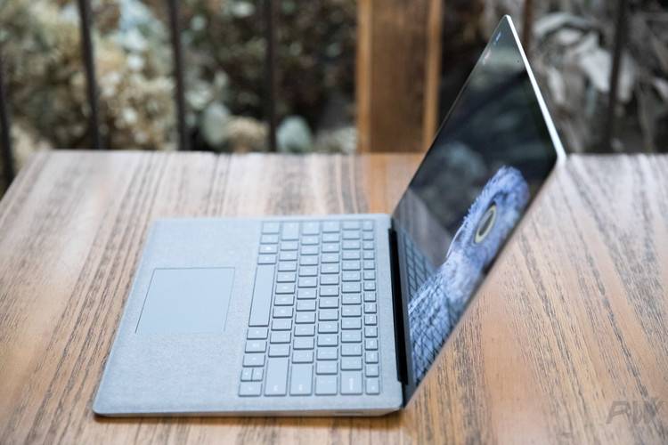 Surface Laptop评测:微软第一台规规矩矩的笔记