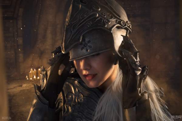 俄罗斯妹子《黑魂3》COS新作 火防女、灰烬人神还原