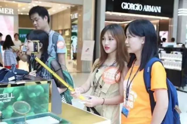 境外刷卡超1000元要上报!还能在国外愉快的买