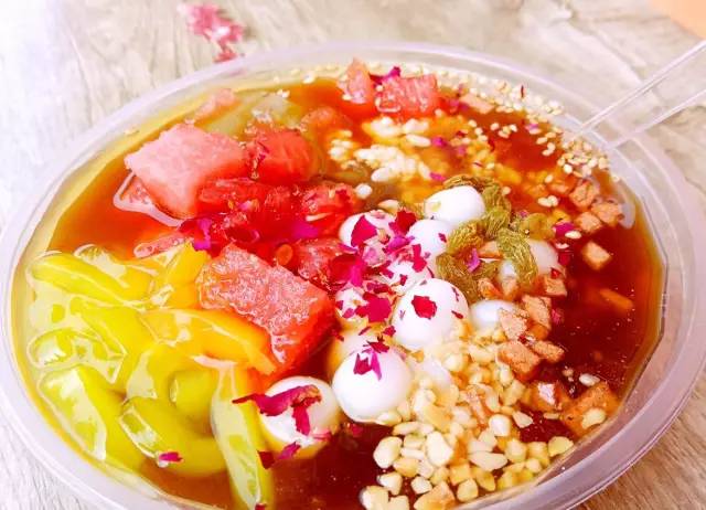 口水都流下来了!成都41家冰粉地图,小编挨个亲测…吃了才知道有多妖艳!|冰粉|糍粑|醪糟_新浪新闻