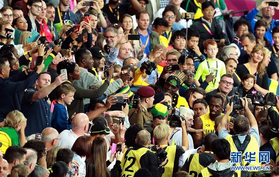 田径--世锦赛:博尔特获得男子百米决赛第三名(