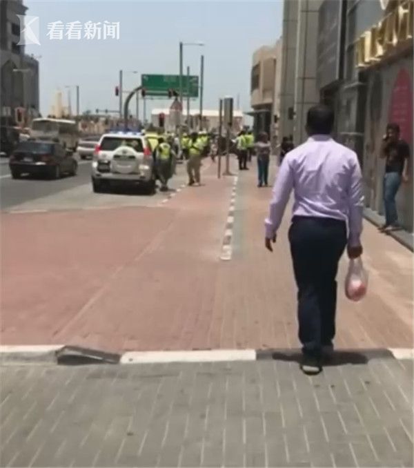火灾频发 迪拜另一摩天大楼“老虎塔”又冒烟