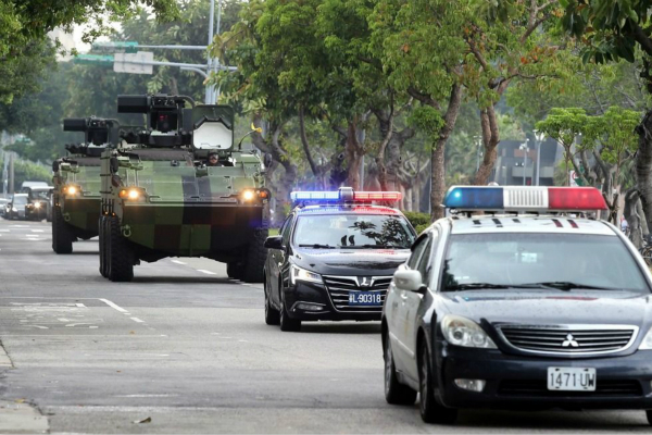 演练又多了一出戏:解放军攻台后求美日协防|蔡