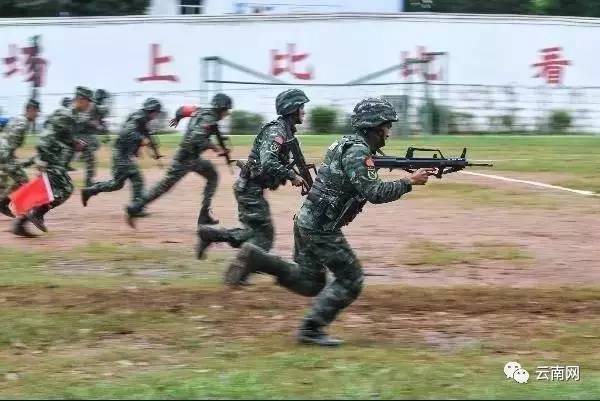 80米外击中硬币!云南武警武力值满格 动起手