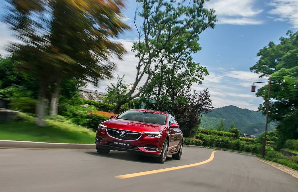 动感于外、灵秀于内，试驾全新一代别克君威