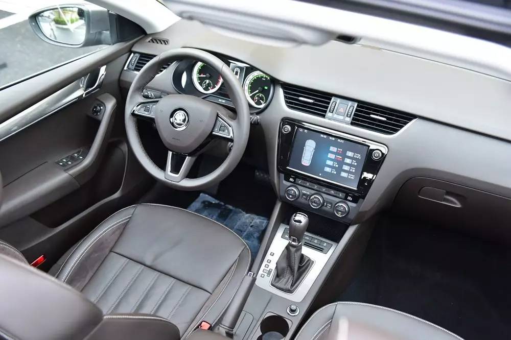 斯柯达国产明锐旅行版，开起来究竟怎么样？