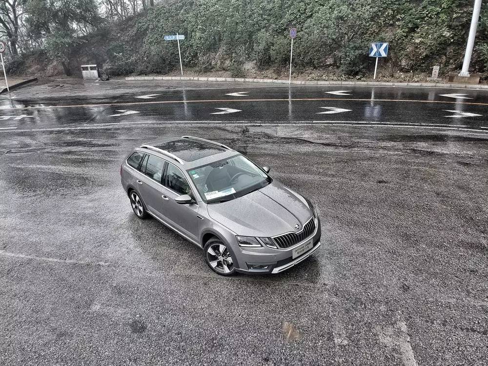 斯柯达国产明锐旅行版，开起来究竟怎么样？