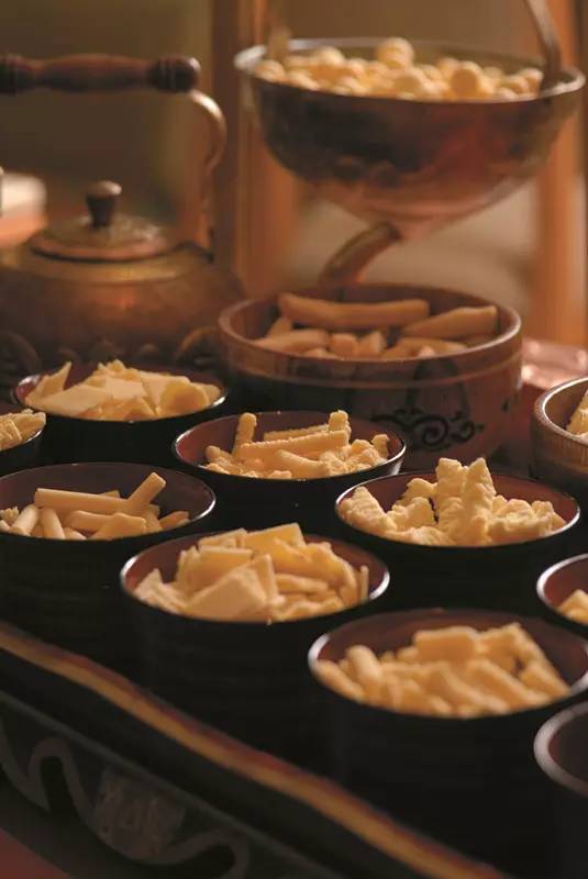 图片53蒙古奶食物_副本.jpg