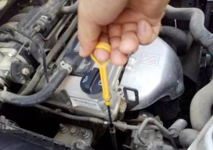 汽车养护时这些检测不能少,“偷工减料”伤车,更不安全!