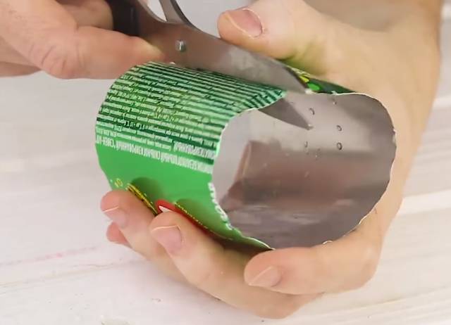 家里WiFi信号差?只需这样剪一刀,速度立马快百