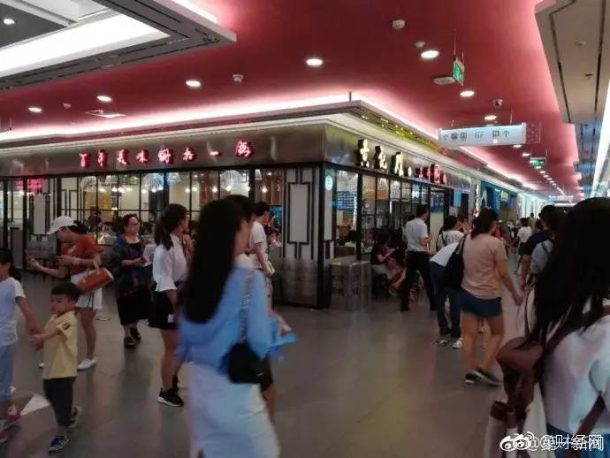 杭州到上海约顺风车竟叫来一辆 救护车 !神马情