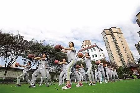 南川破题城乡教育一体化困局:把家门口的学校