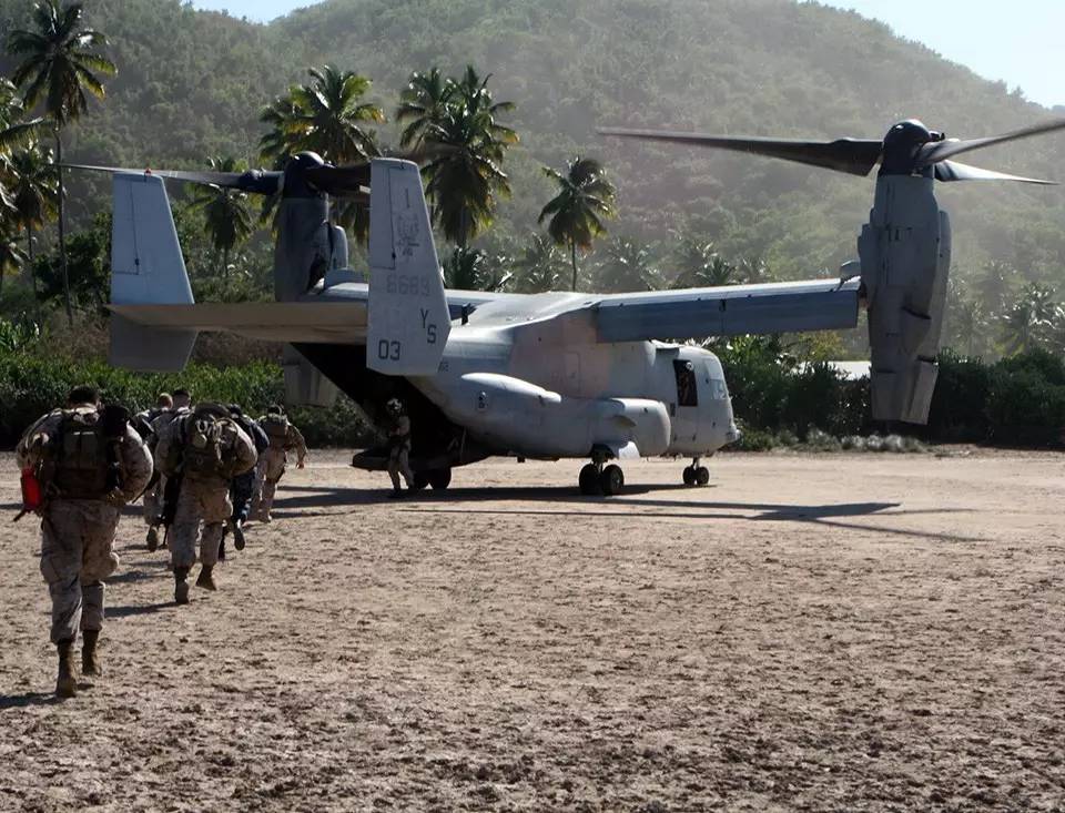 军情锐评 | 俄武器销售套路多;鱼鹰爱摔实为