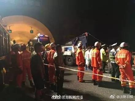 最新！西汉高速特大交通事故致36死亡！公安部工作组已赴现场调查