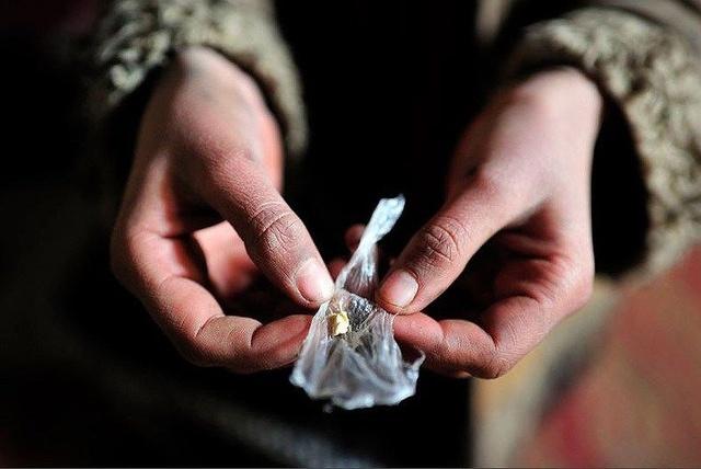 阿富汗成为另一个"金三角",很多阿富汗人都吸食毒品.别墅最内厦门岛贵图片