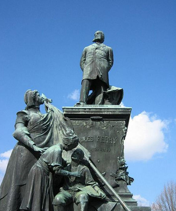 被镇南关大捷赶下台的短命总理,何以能够在法