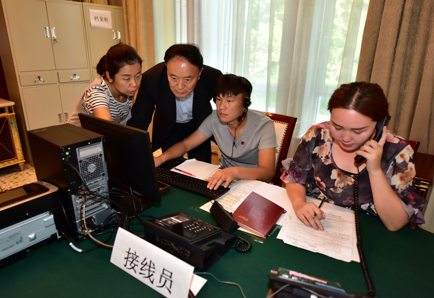 中央环保督察组组长当接线员 第一时间交办举