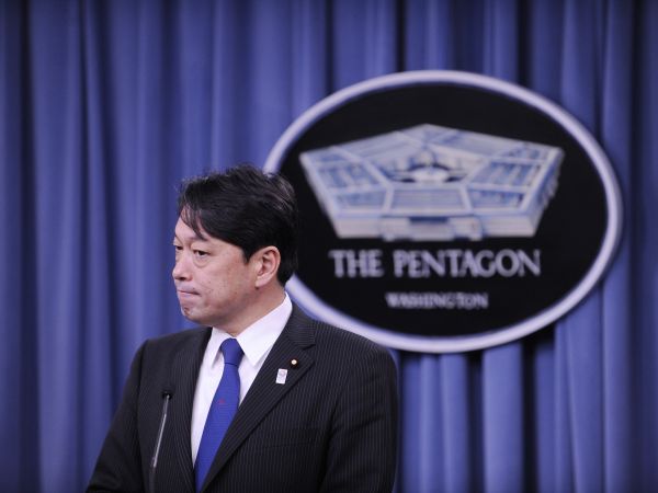 资料图：小野寺五典。 新华社记者王轶欧摄