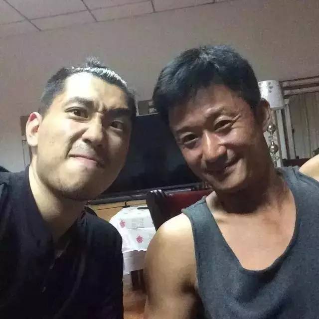 破42亿的《战狼2》,手稿居然出自90后在校生,连