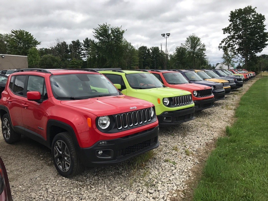 美国汽车大卖场见闻