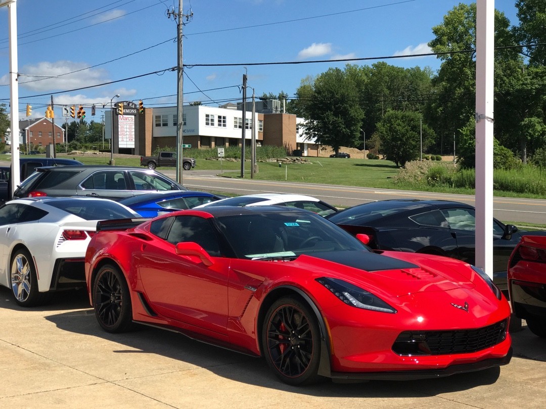 美国汽车大卖场见闻