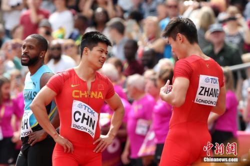 苏炳添和张培萌。<a target=\'_blank\' href=\'http://www.chinanews.com/\'>中新社</a>记者 韩海丹 摄