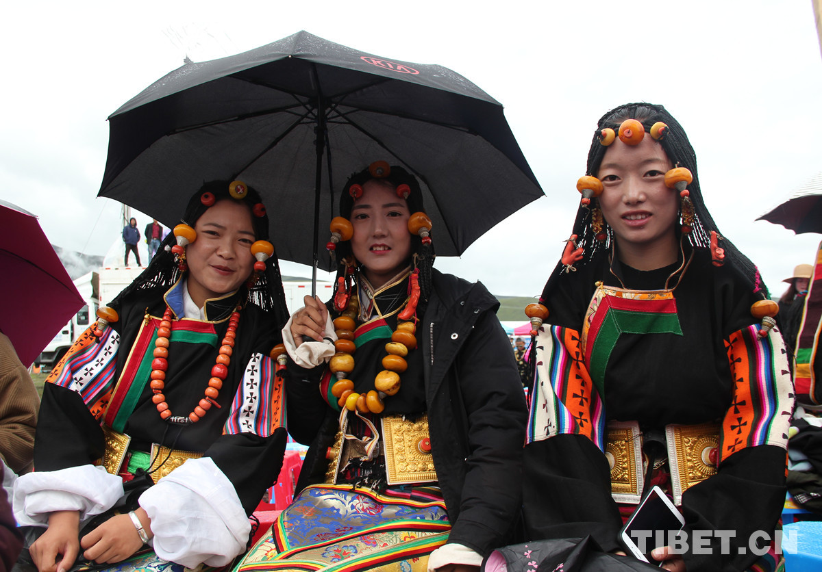 最纯真的浪漫 稻城登秋节的难忘瞬间|稻城|纯真