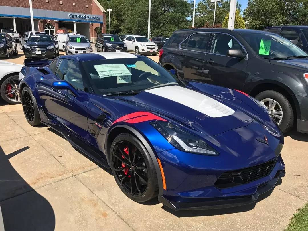 美国汽车大卖场见闻