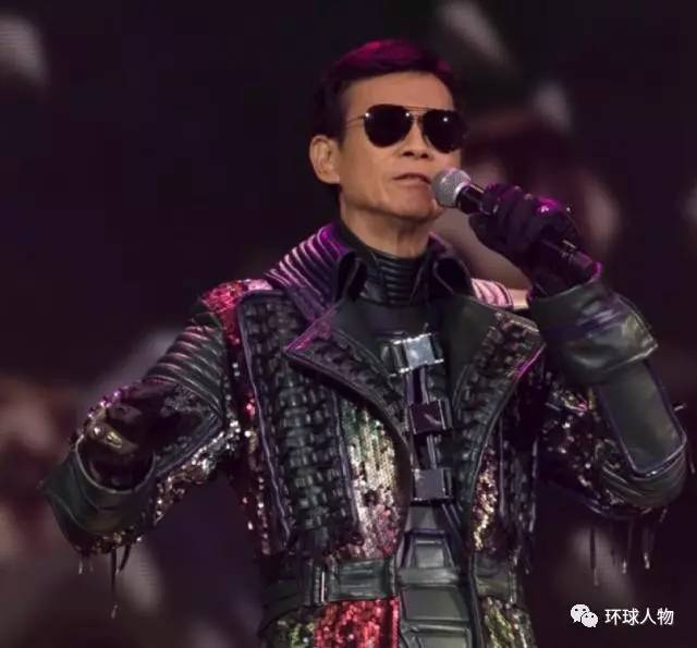 屏幕上全都死了,就他没死;现实中全都老了,就他