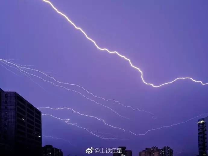 【天气】明天阴到多云,最高34度,未来4天局部