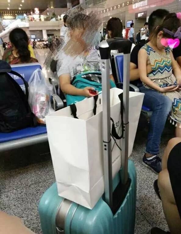 ԱͬиŮ   ͼƬҳ΢