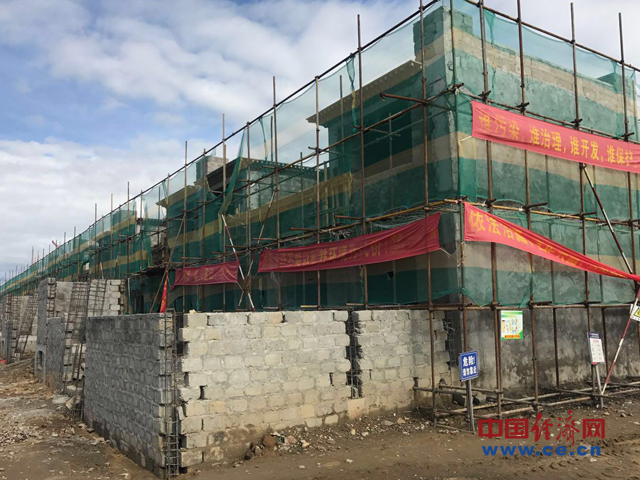 日光城 日喀则 光伏扶贫 :免费住公寓 每月拿工