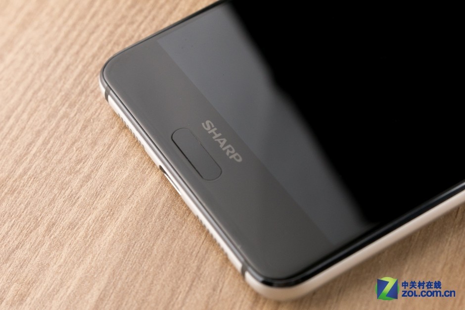 iPhone 8或许也就这样 夏普S2拆解全球首发|iP