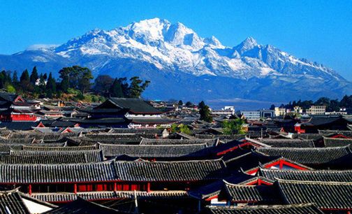 国庆各省旅游收入排行_云南省2017年旅游收入(2)