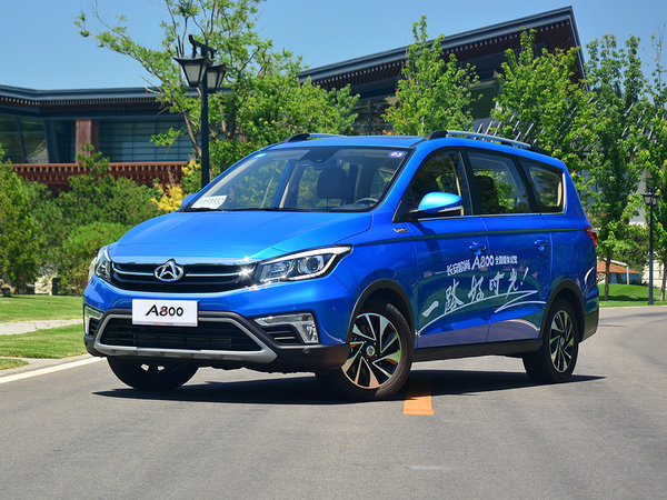 车型那么多怎么选？ 长安欧尚A800购车手册