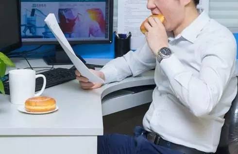 医生最不想看到你做这6个动作,赶紧改!