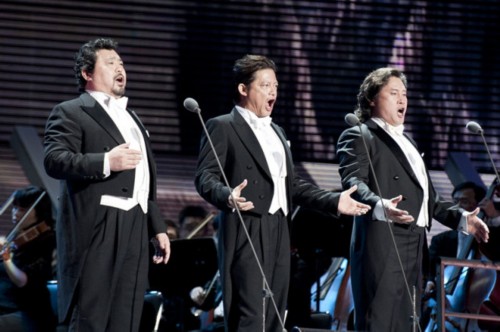 中国三大男高音纪念帕瓦罗蒂逝世十周年|帕瓦罗蒂|三大男高音|逝世_新浪新闻