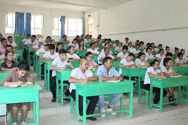 墨玉县教育系统组织对2017年自主招聘中小学