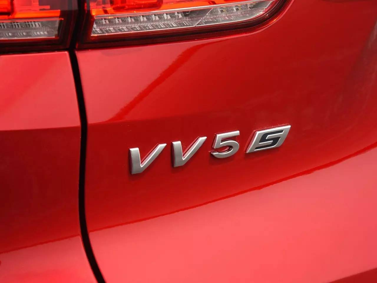 都是紧凑型SUV，为什么要多花钱去买WEY VV5？