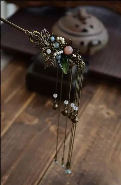 为什么古时新娘出嫁,要在头上盖一块红布?|新娘